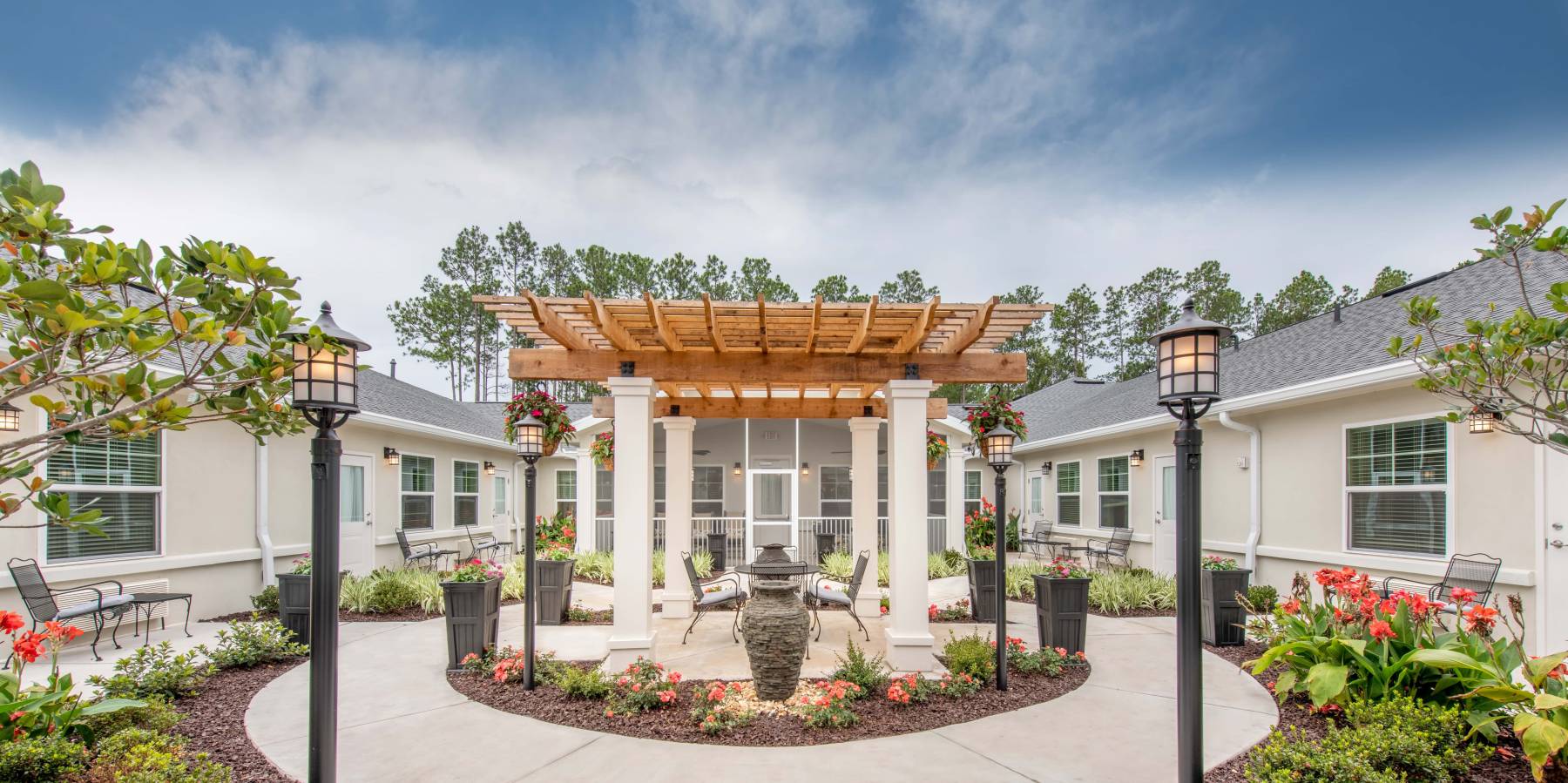 Award-Winning Senior Living for Couples in Florence